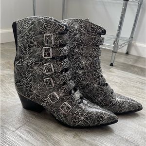 STRANGECVLT COVEN WEB BOOT